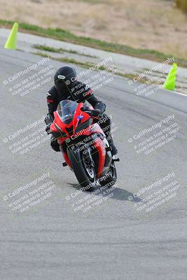 media/Mar-05-2023-TrackXperience (Sun) [[a95d40e56a]]/Group 2/session 2 turn 4/